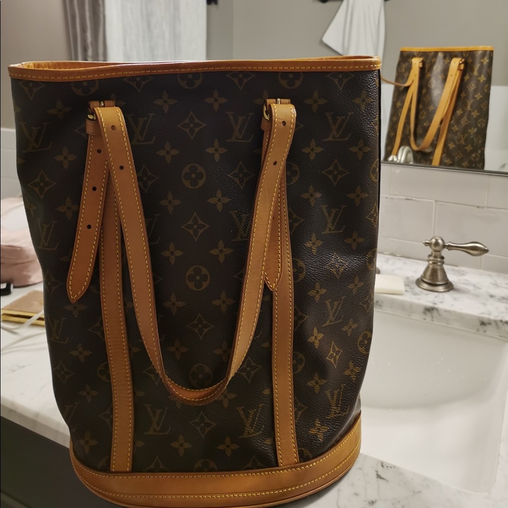 LV Vintage style